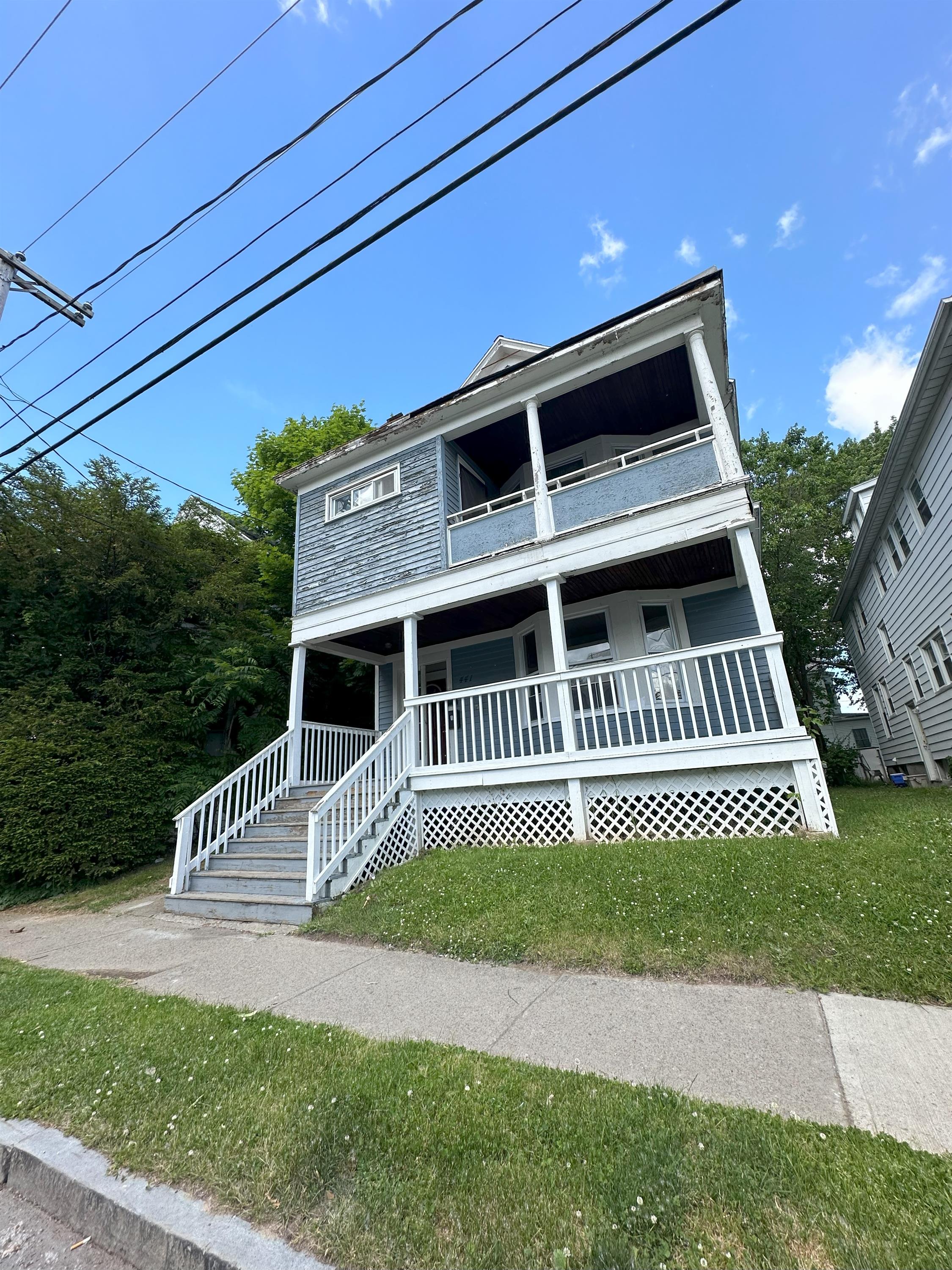 441 Ontario Street - 1