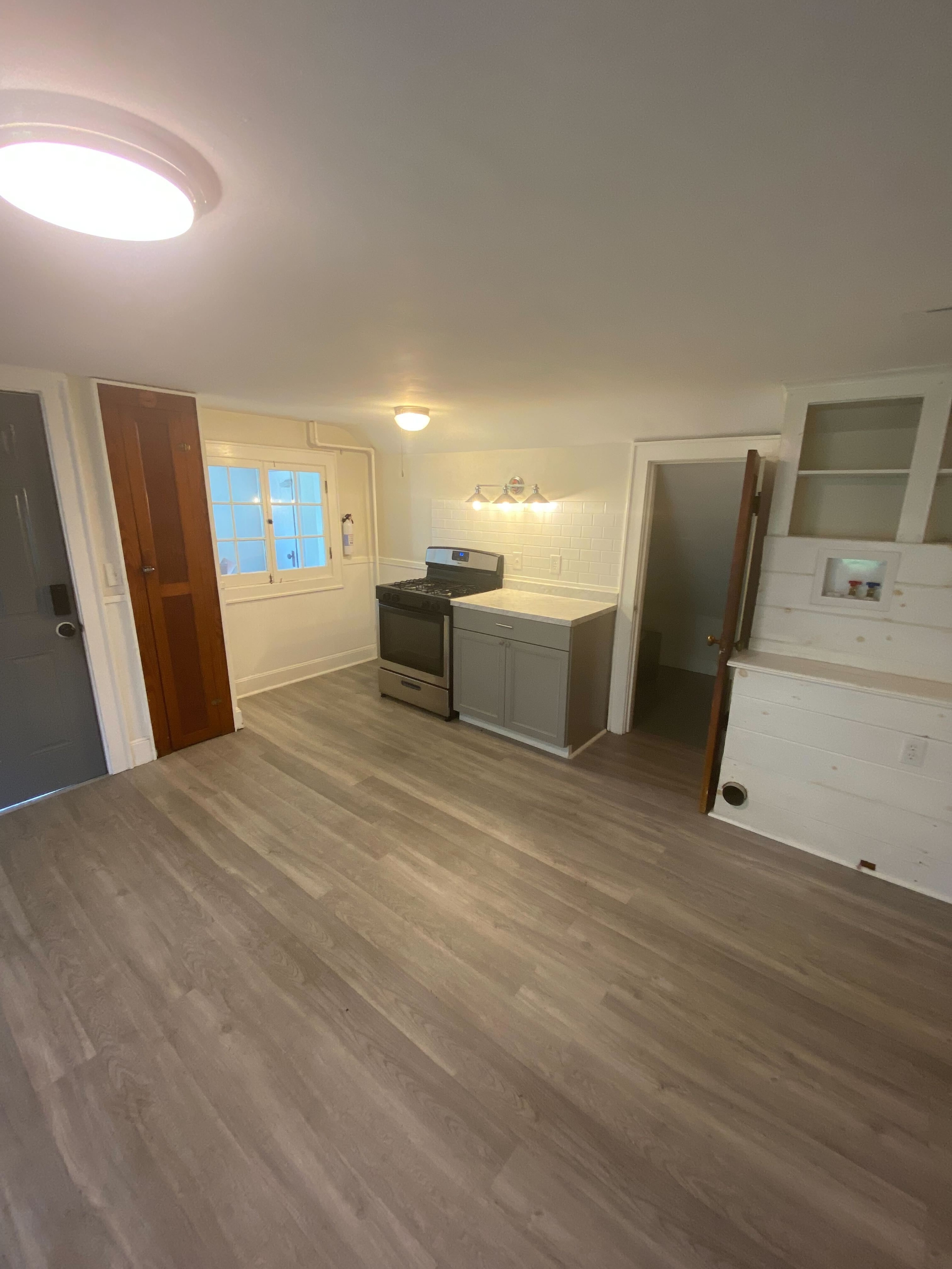 110 Broad Street - 4B