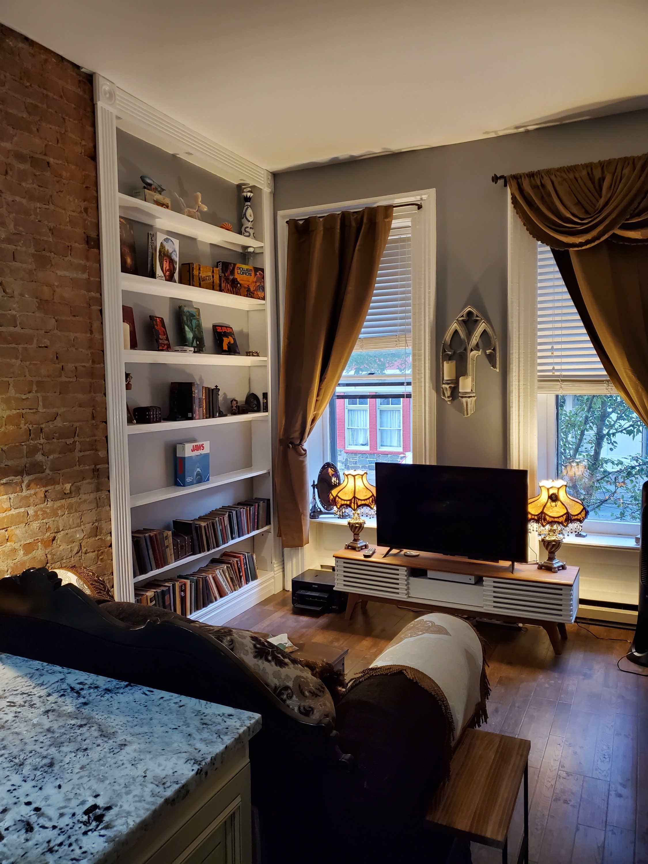 Property main image